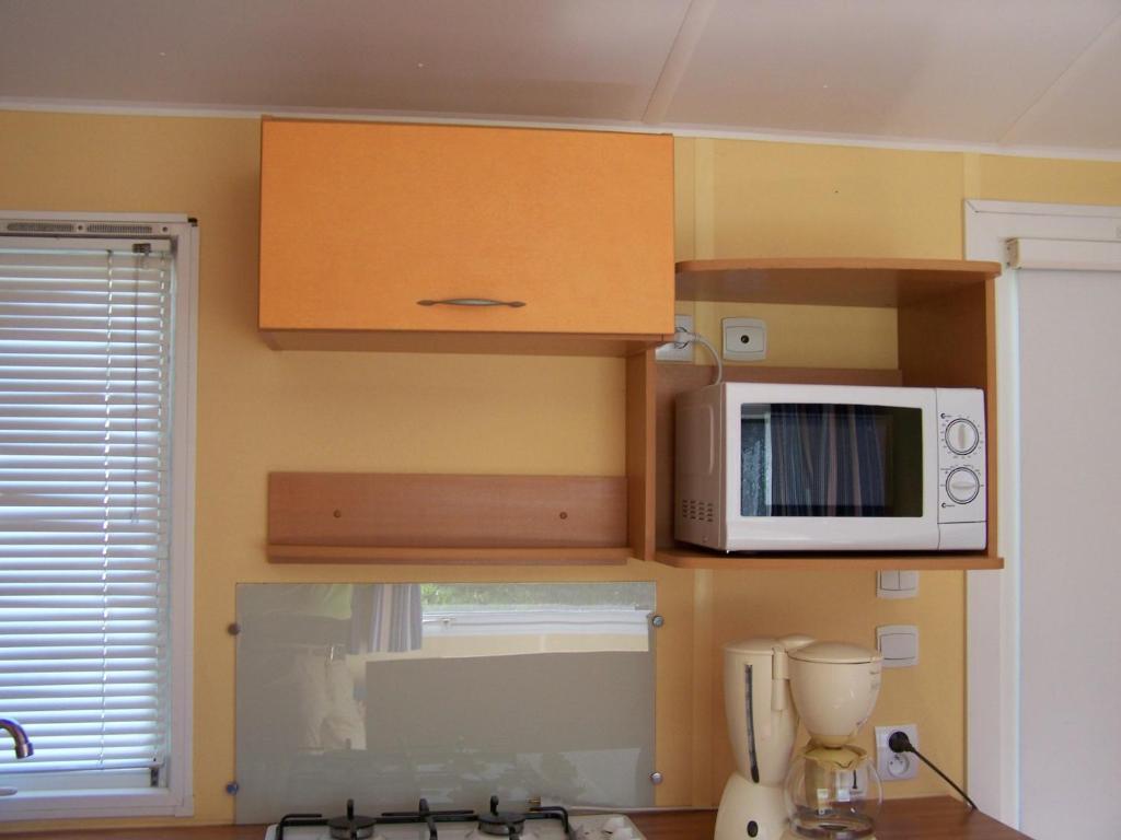 Moulin De La Roque Hotel Althen-des-Paluds Room photo